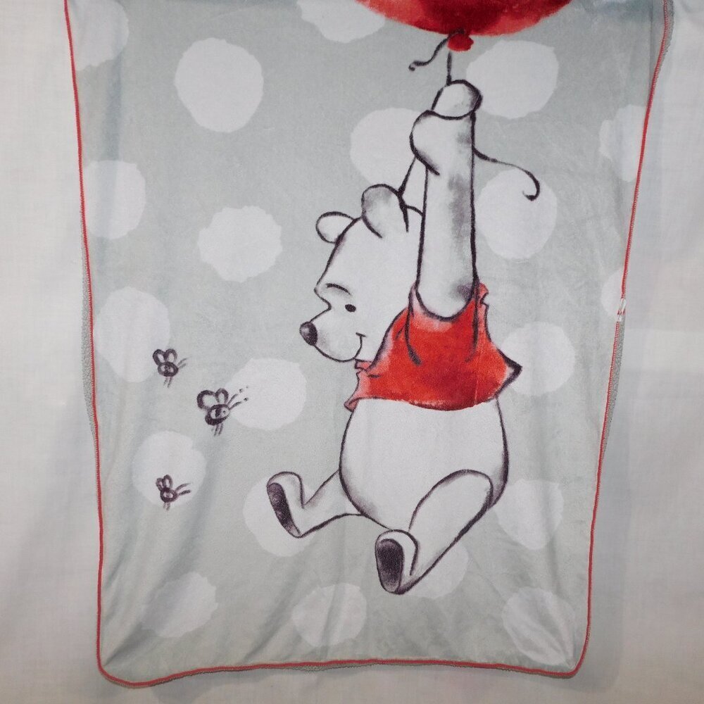 Disney Baby Winnie the Pooh Red Balloon Gray bees Fleece Sherpa Blanket